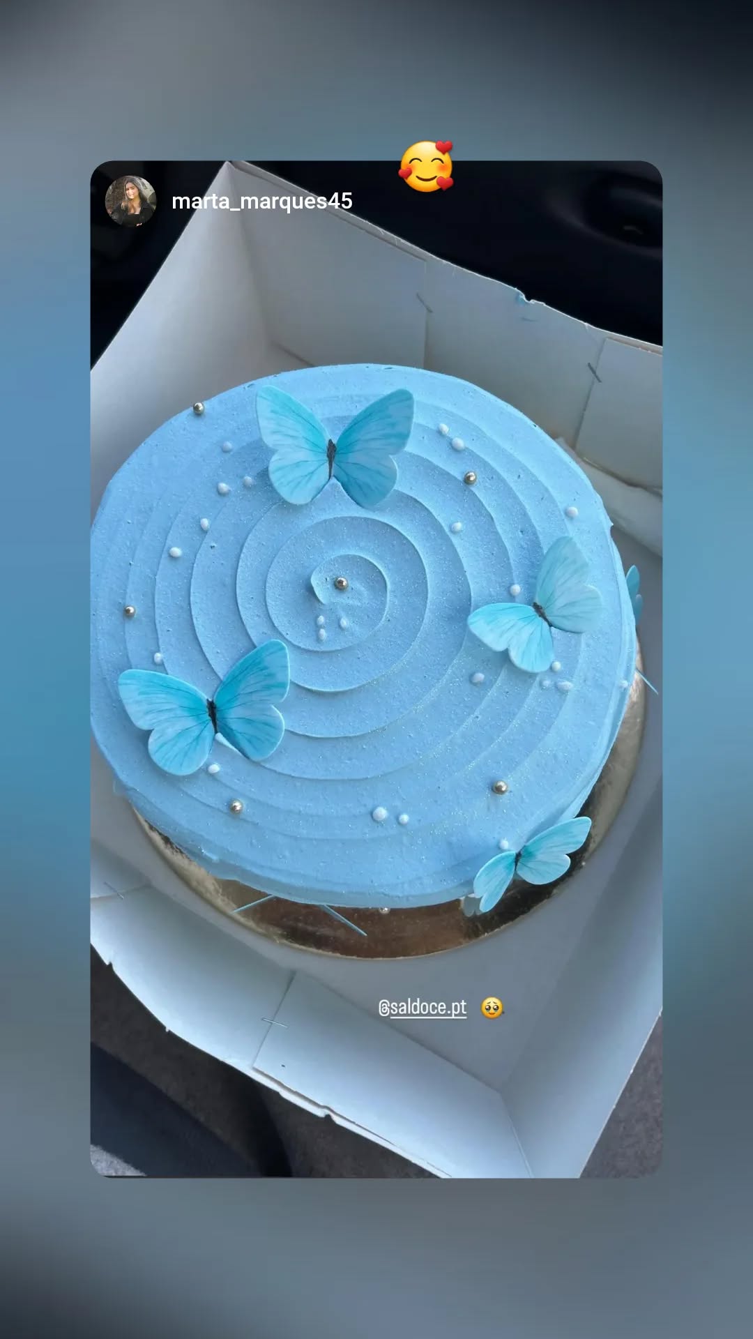 Bolo temático com borboletas