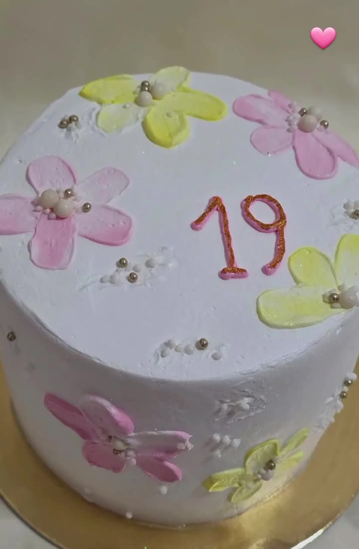 Bolo com flores 19